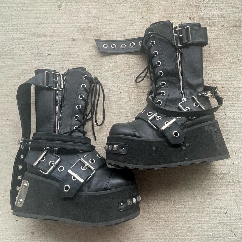 Demonia trashville-250